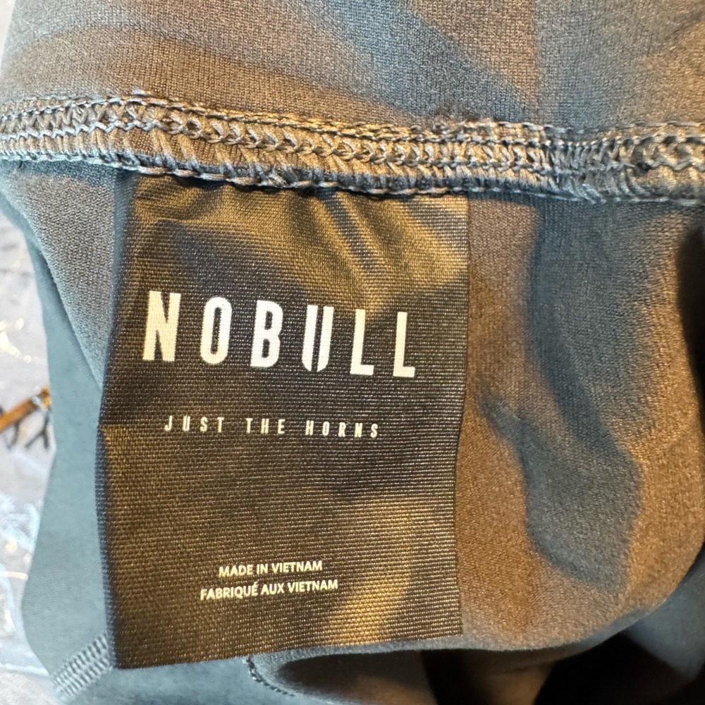 NOBULL Womens Dark Olive Green Workout Leggings Capris Size L NEW - Picture 4 of 8